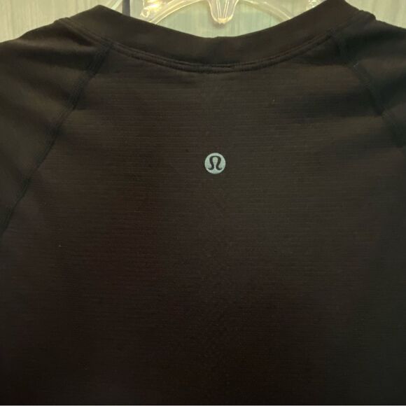 Swiftly Size 10 Black Tech Short-Sleeve Shirt S2.0 Hip - Picture 3 of 6